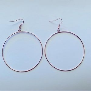 ‼️ 5/$20 Circle shaped dangle earrings